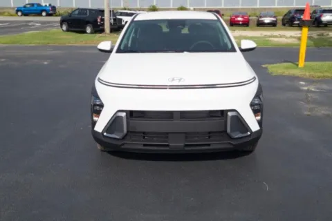 Photos of 2026 Hyundai Kona SE for sale in Florence, SC at ALM Hyundai Florence
