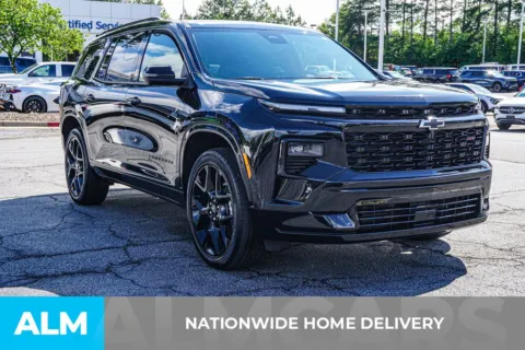 More photos of 2025 Chevrolet Traverse RS at ALM Hyundai Florence, SC