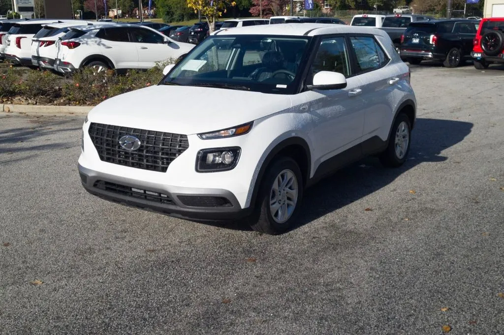White 2026 Hyundai Venue SE for sale in Florence, SC