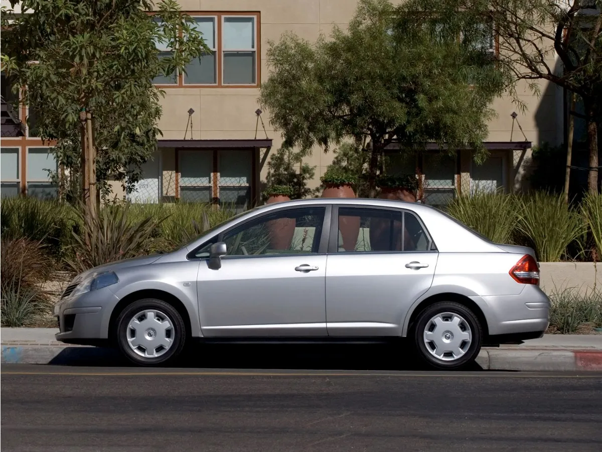 2008 Nissan Versa 1.8 SL for sale in Florence, SC