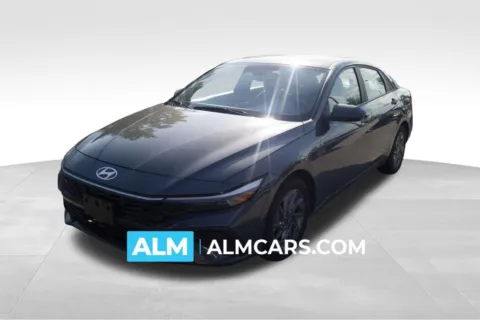 Gray 2024 Hyundai Elantra SEL for sale in Florence, SC
