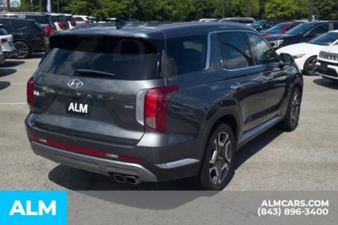 More photos of 2023 Hyundai Palisade Limited at ALM Hyundai Florence, SC