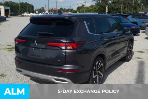 Another view of 2024 Mitsubishi Outlander SE for sale in Florence, SC at ALM Hyundai Florence