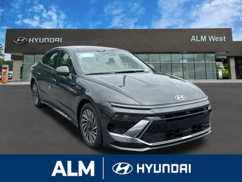 More photos of 2026 Hyundai Sonata Hybrid Limited at ALM Hyundai Florence, SC