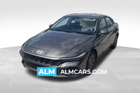 Gray 2024 Hyundai Elantra SEL for sale in Florence, SC