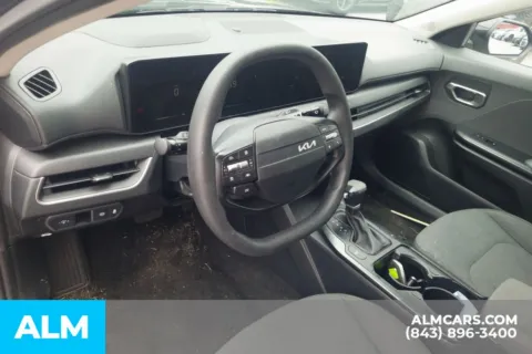 More photos of 2025 Kia K4 LXS at ALM Hyundai Florence, SC