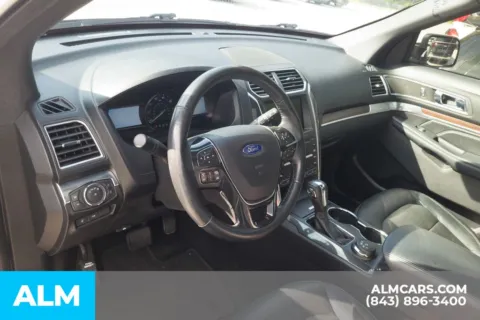 More photos of 2019 Ford Explorer Limited at ALM Hyundai Florence, SC