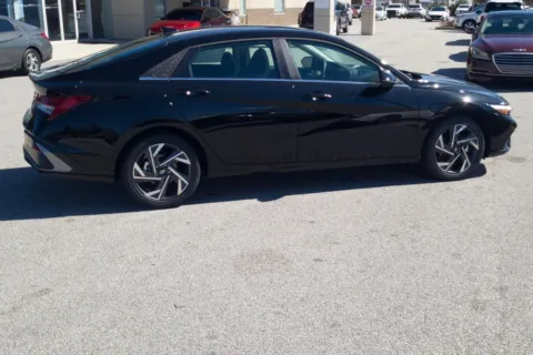 More photos of 2026 Hyundai Elantra Limited at ALM Hyundai Florence, SC