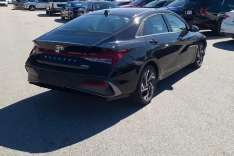 More photos of 2026 Hyundai Elantra Limited at ALM Hyundai Florence, SC