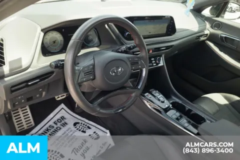 More photos of 2022 Hyundai Sonata N Line at ALM Hyundai Florence, SC