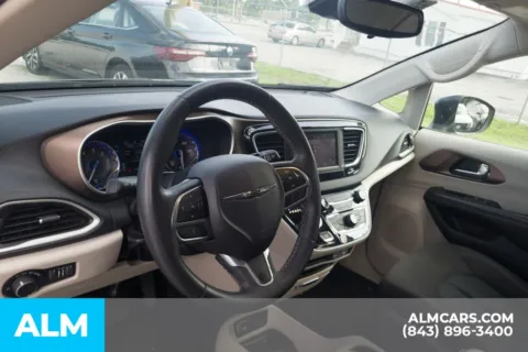 More photos of 2023 Chrysler Voyager LX at ALM Hyundai Florence, SC