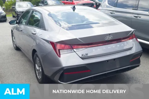 More photos of 2025 Hyundai Elantra SE at ALM Hyundai Florence, SC