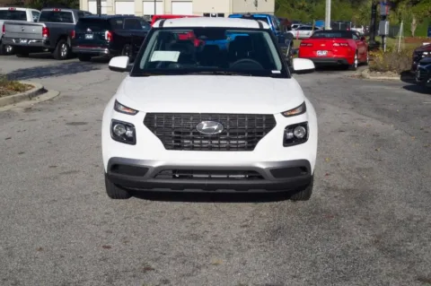 Photos of 2026 Hyundai Venue SE for sale in Florence, SC at ALM Hyundai Florence