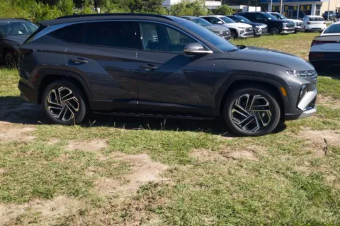 More photos of 2026 Hyundai Tucson Hybrid Limited at ALM Hyundai Florence, SC