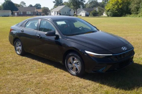 More photos of 2026 Hyundai Elantra SE at ALM Hyundai Florence, SC