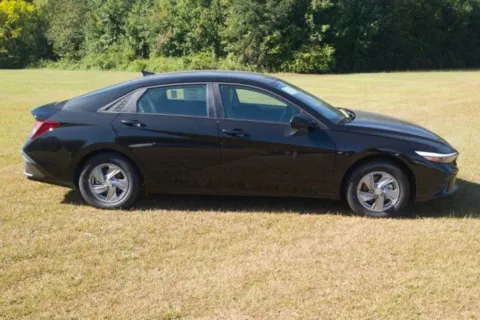 More photos of 2026 Hyundai Elantra SE at ALM Hyundai Florence, SC