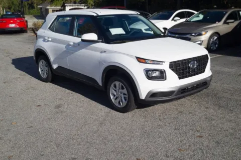 More photos of 2026 Hyundai Venue SE at ALM Hyundai Florence, SC