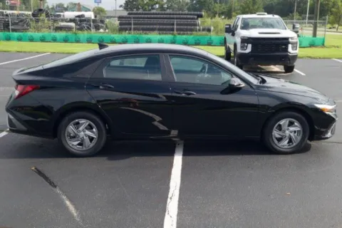More photos of 2026 Hyundai Elantra SE at ALM Hyundai Florence, SC