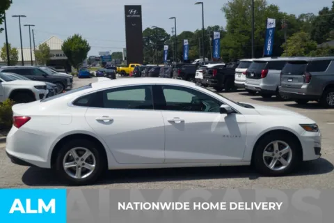 More photos of 2024 Chevrolet Malibu LT at ALM Hyundai Florence, SC