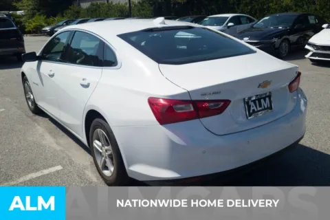 More photos of 2024 Chevrolet Malibu LT at ALM Hyundai Florence, SC