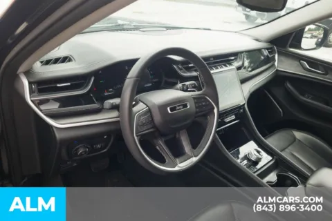 More photos of 2024 Jeep Grand Cherokee 4xe at ALM Hyundai Florence, SC