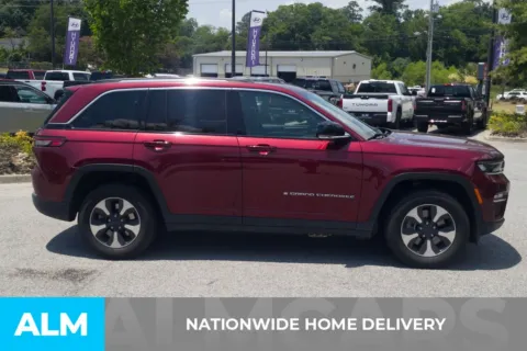 More photos of 2024 Jeep Grand Cherokee 4xe at ALM Hyundai Florence, SC