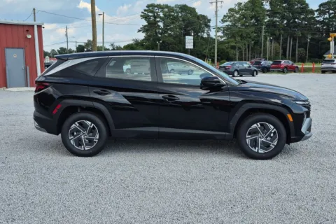 More photos of 2026 Hyundai Tucson Hybrid Blue SE at ALM Hyundai Florence, SC