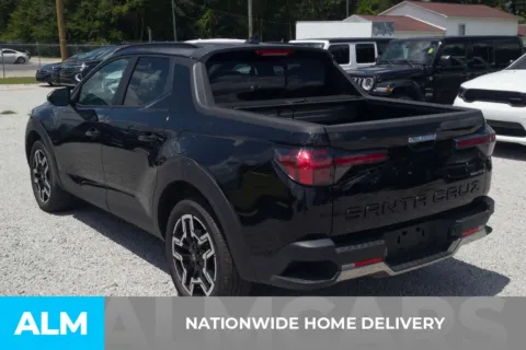 More photos of 2026 Hyundai Santa Cruz Limited at ALM Hyundai Florence, SC