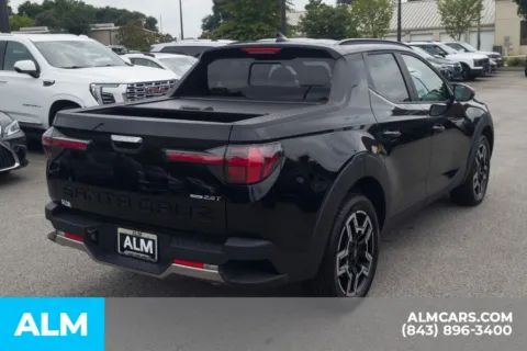 More photos of 2026 Hyundai Santa Cruz Limited at ALM Hyundai Florence, SC