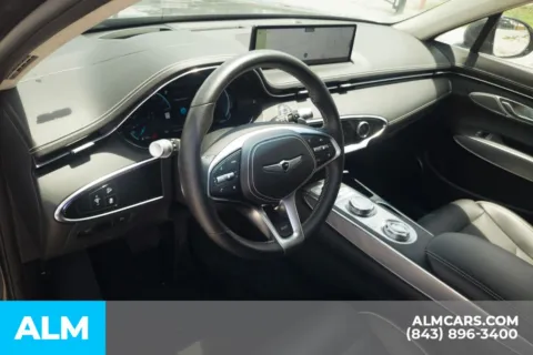 More photos of 2023 Genesis Electrified GV70 Advanced at ALM Hyundai Florence, SC