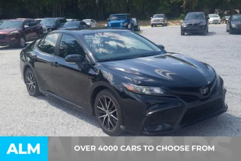 Photos of 2022 Toyota Camry SE for sale in Florence, SC at ALM Hyundai Florence