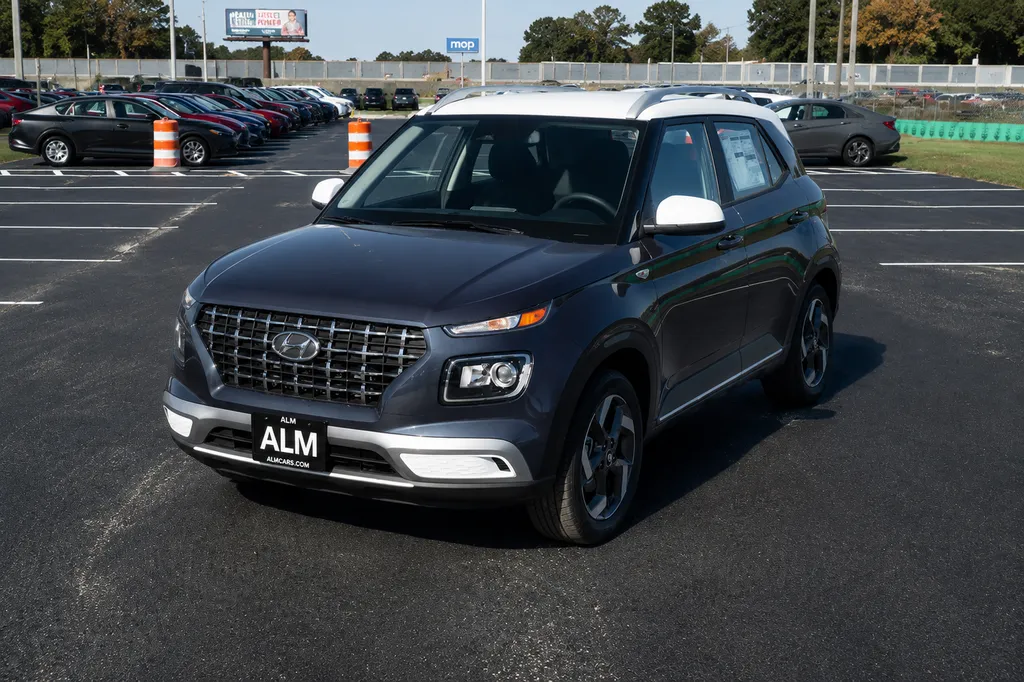 White 2026 Hyundai Venue SEL for sale in Florence, SC