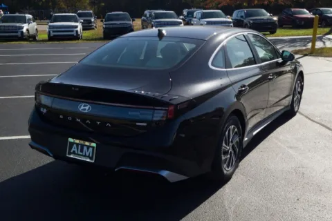 More photos of 2026 Hyundai Sonata Hybrid Blue at ALM Hyundai Florence, SC
