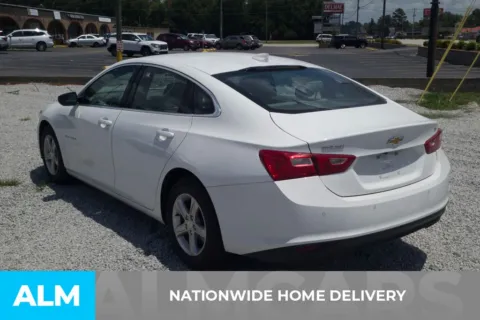 More photos of 2024 Chevrolet Malibu LT at ALM Hyundai Florence, SC