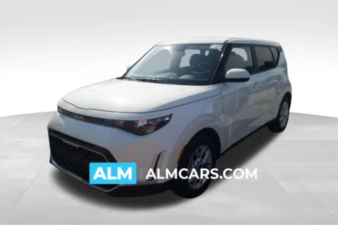 White 2025 Kia Soul LX for sale in Florence, SC