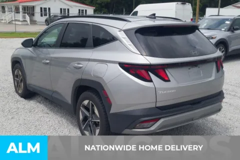 More photos of 2025 Hyundai Tucson SEL at ALM Hyundai Florence, SC