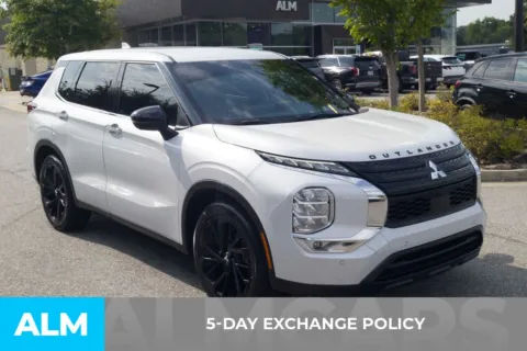 Another view of 2024 Mitsubishi Outlander SE for sale in Florence, SC at ALM Hyundai Florence