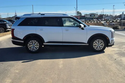 More photos of 2027 Hyundai Palisade Hybrid Blue SEL Premium at ALM Hyundai Florence, SC