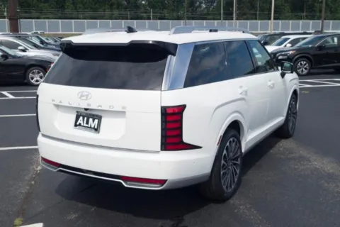 More photos of 2027 Hyundai Palisade Hybrid Calligraphy at ALM Hyundai Florence, SC