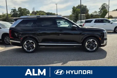 More photos of 2027 Hyundai Palisade Hybrid Limited at ALM Hyundai Florence, SC