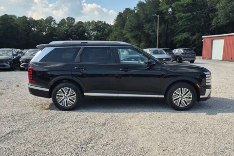 More photos of 2027 Hyundai Palisade Hybrid Blue SEL Premium at ALM Hyundai Florence, SC