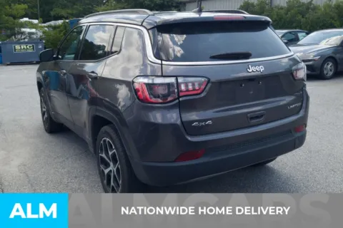 More photos of 2024 Jeep Compass Limited at ALM Hyundai Florence, SC