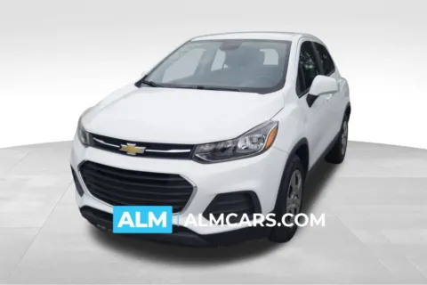 White 2018 Chevrolet Trax LS for sale in Florence, SC