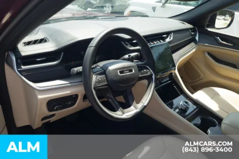 More photos of 2024 Jeep Grand Cherokee 4xe at ALM Hyundai Florence, SC