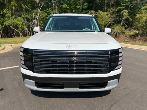 Photos of 2026 Hyundai Palisade SE for sale in Florence, SC at ALM Hyundai Florence