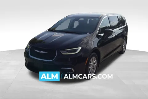 Black 2024 Chrysler Pacifica Touring L for sale in Florence, SC