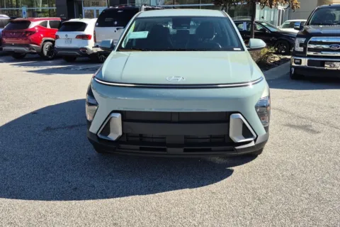 Photos of 2027 Hyundai Kona SE for sale in Florence, SC at ALM Hyundai Florence