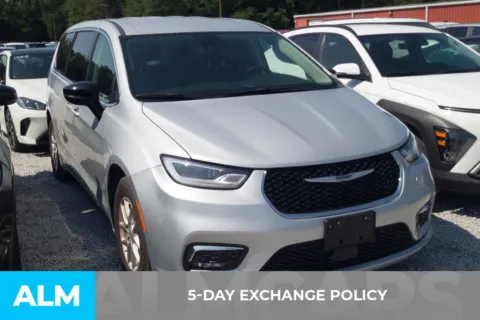 Another view of 2024 Chrysler Pacifica Touring L for sale in Florence, SC at ALM Hyundai Florence