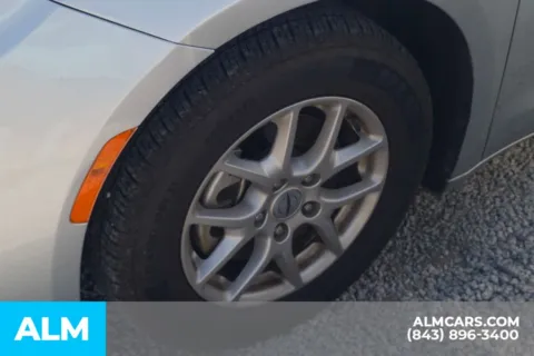 More photos of 2024 Chrysler Pacifica Touring L at ALM Hyundai Florence, SC