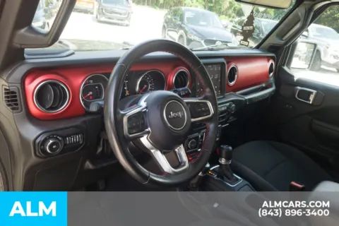 More photos of 2022 Jeep Wrangler Unlimited Rubicon at ALM Hyundai Florence, SC